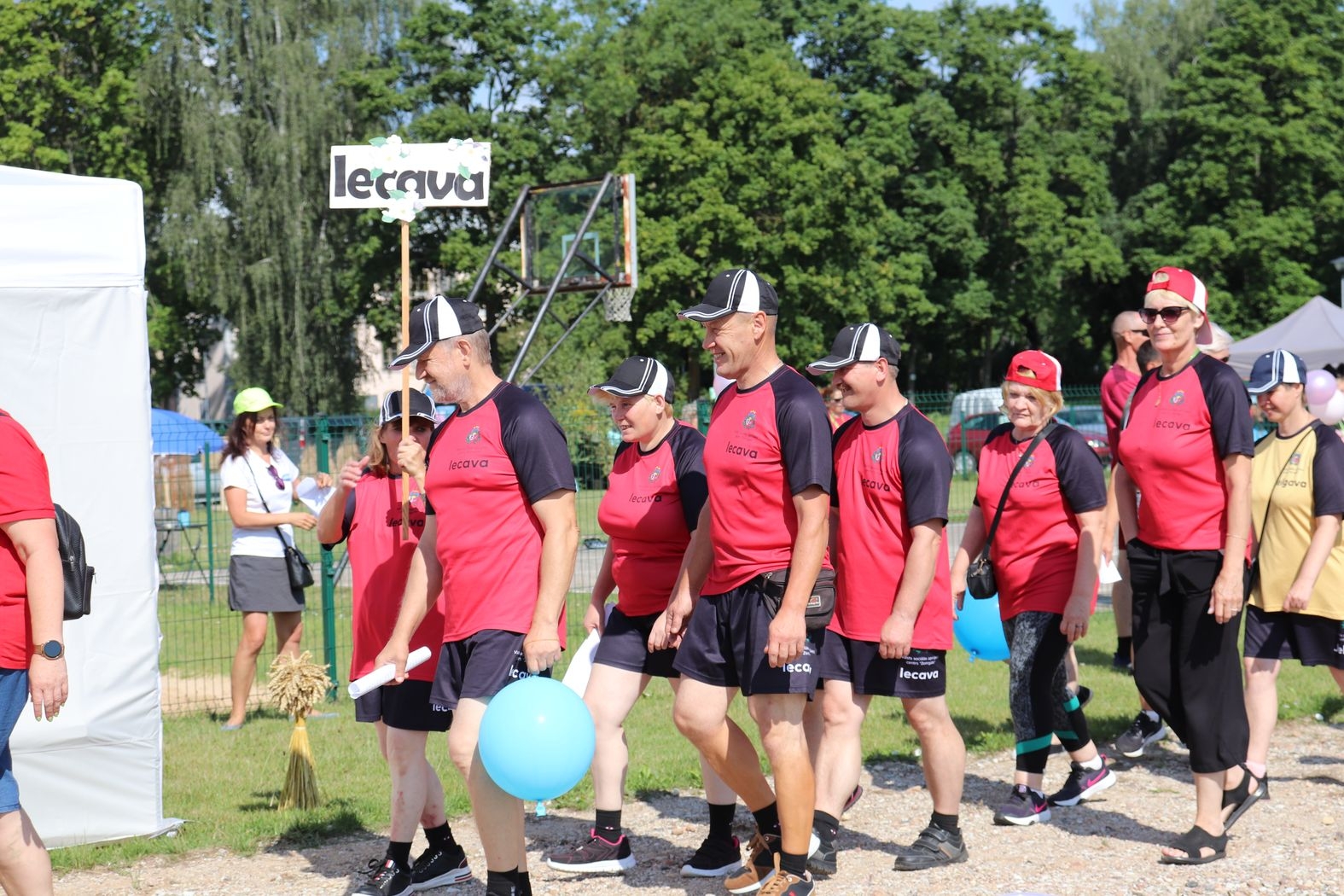 Sporta spēles “Ciemos pie zaķa” dalībnieki